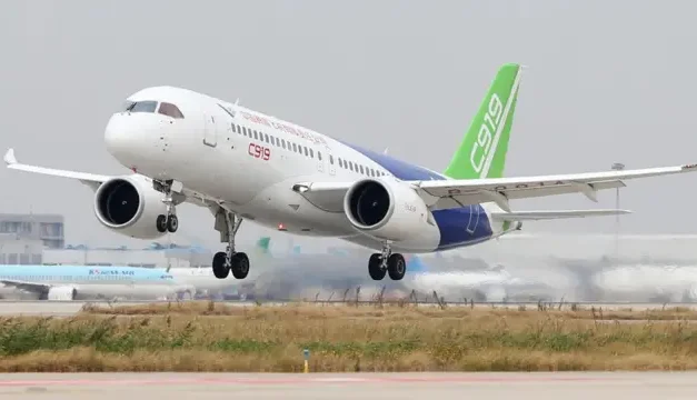 Estados Unidos propone prohibir que aerolíneas chinas sobrevuelen Rusia por “ventaja competitiva”