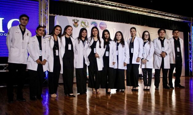 nauguran con éxito el Congreso de Medicina de la UAS Extensión Guasave