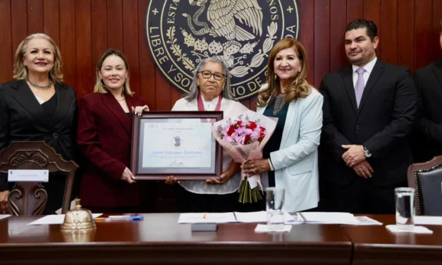 Reconocen en el Congreso de Sinaloa la trayectoria de Josefa Velázquez Zambrano, ejemplo de la mujer rural sinaloense