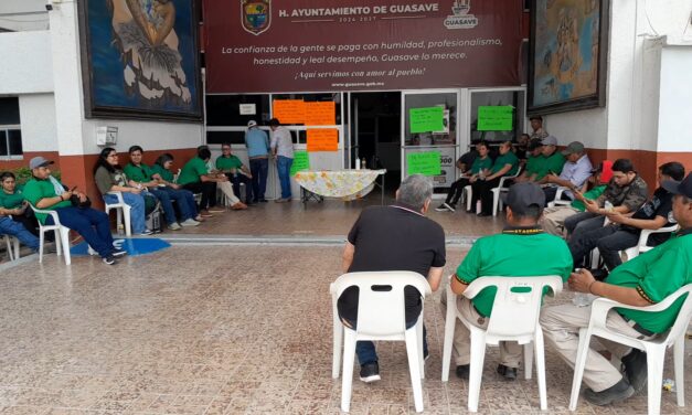 Alcaldesa de Guasave acuerda con el Stashag no descontar el día a trabajadores que se manifestaron