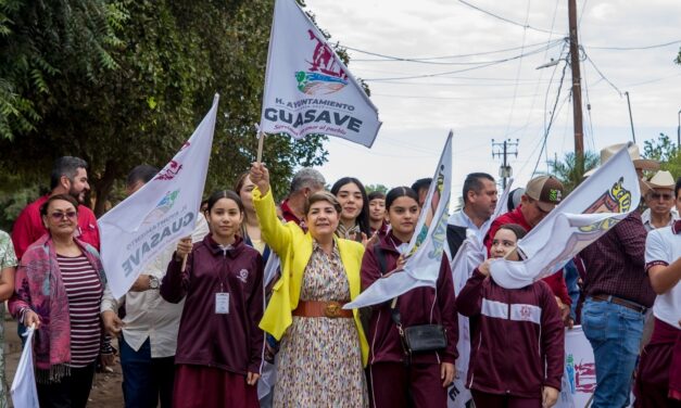Inicia pavimentación en La Brecha; “las obras llegan donde se necesitan”, afirma alcaldesa