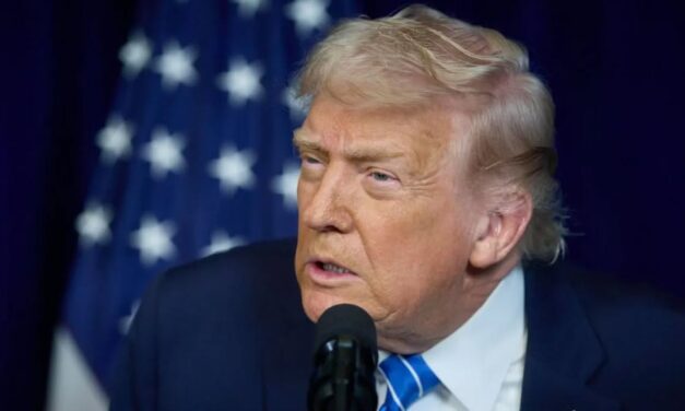 Trump asegura destrucción de “gran instalación” ligada a narcolanchas.                                                                                            El expresidente afirma que desde ese punto salían embarcaciones usadas para el tráfico de drogas