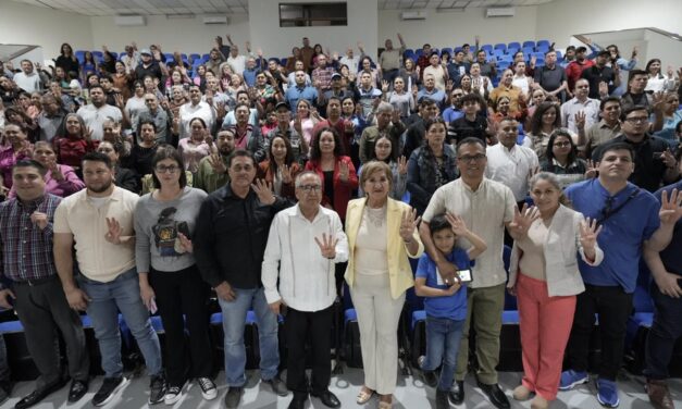 Tere Guerra dialoga con líderes del Évora sobre reformas legislativas y compromiso social