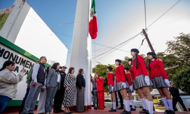 La Bandera Nacional convoca a la unidad y al compromiso ciudadano en Guasave