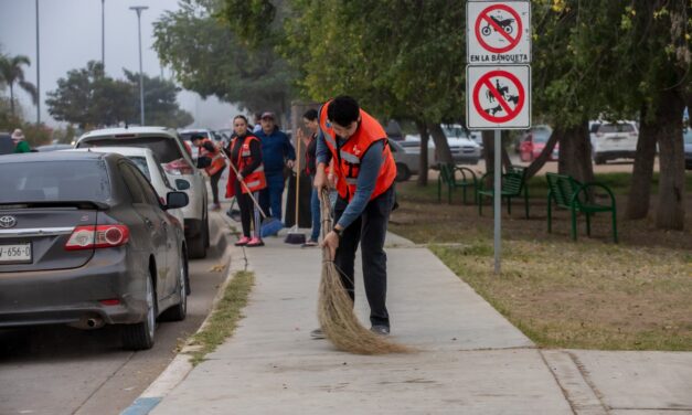 Avanza limpieza del malecón y anuncian rehabilitación del parque en Guasave
