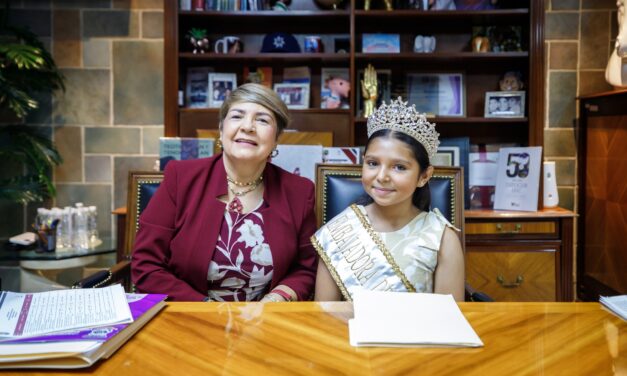 Gabriela Rendón asume como alcaldesa por un día en Guasave por el Día de la Niñez