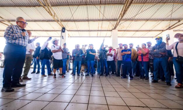 Rocha frena proyecto en Topolobampo hasta consulta indígena