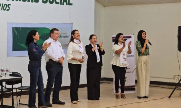 Juan José Ríos impulsa financiamiento y capacitación para mujeres emprendedoras
