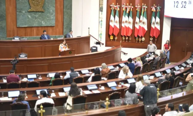 Congreso de Sinaloa definirá ruta para relevo en el Ejecutivo tras licencia de Rocha Moya