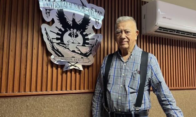 A sus 81 años, don Carlos Juan cumple en la UAS Guasave el sueño de estudiar Derecho