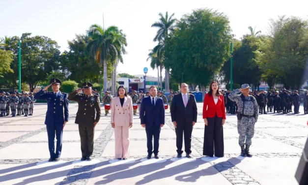 Gobierno de Sinaloa conmemora el Día del Trabajo con acto cívico en Palacio de Gobierno