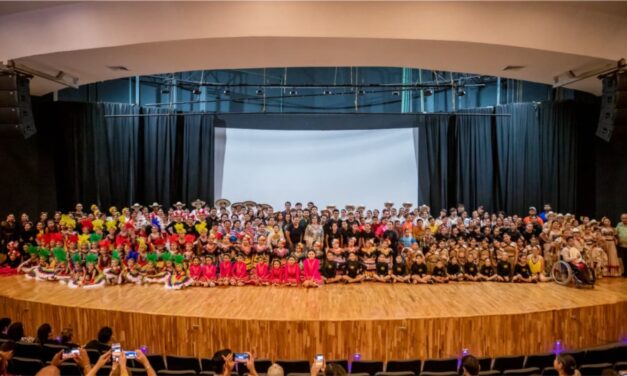 Guasave celebra el Día de la Danza con espectáculo cultural y participación de 287 bailarines