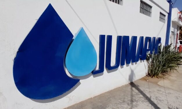 Jumapag exige regularizar deuda millonaria de Juan José Ríos por servicios de agua potable