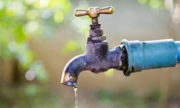 Denuncian vecinos más de un año con fallas en el suministro de agua en comunidades de Guasave