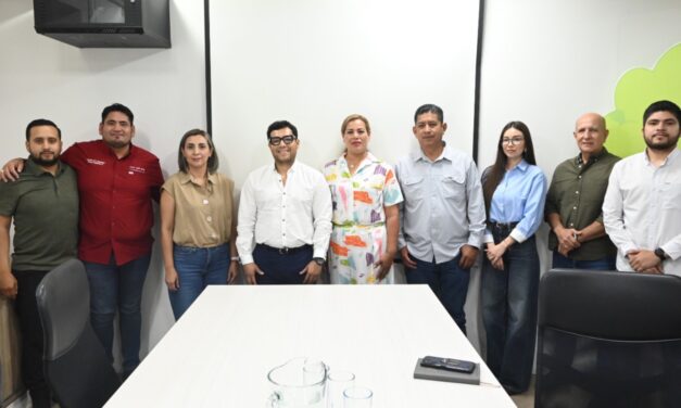 Gestiona Evangelina Llanes proyectos de salud, vivienda y medio ambiente para comunidades de Juan José Ríos