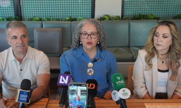 GRACIELA DOMÍNGUEZ RECORRE GUASAVE Y LLAMA A DEFENDER LA SOBERANÍA NACIONAL DURANTE PROCESO INTERNO DE MORENA