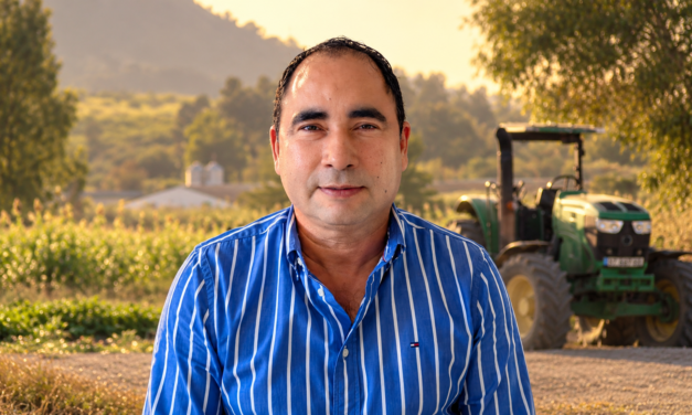 Juan Manuel Rosas recorre comunidades y pone el campo en el centro de su agenda