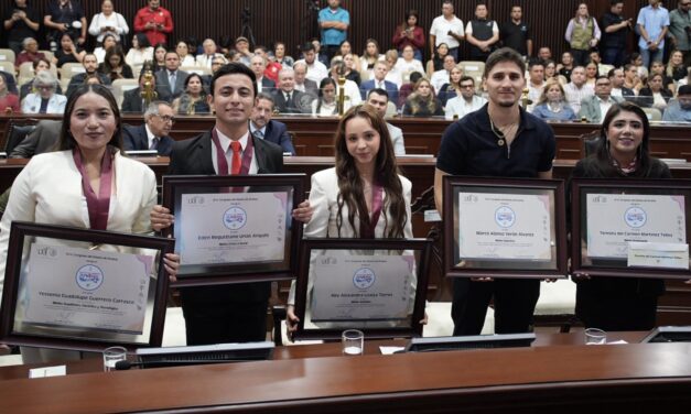 Reconocen en el Congreso a cinco jóvenes sinaloenses por su talento y trayectoria