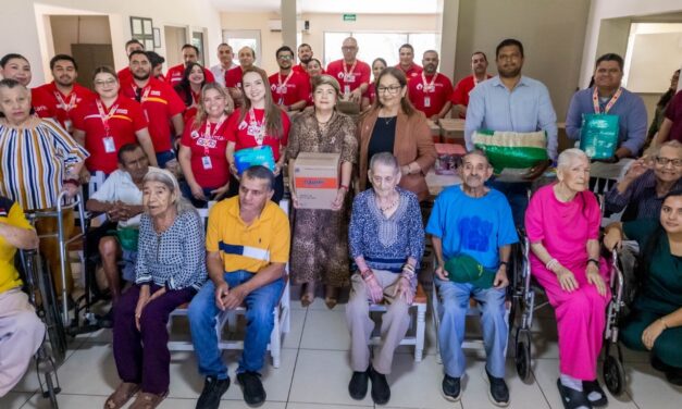 OXXO lleva apoyo y artículos de primera necesidad al Asilo de Ancianos