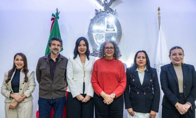 Graciela Domínguez toma protesta a cinco integrantes del gabinete estatal
