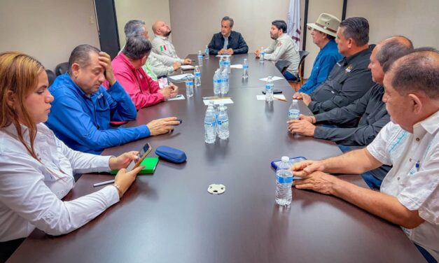 GOBIERNO ESTATAL ABRE DIÁLOGO CON TRANSPORTISTAS Y ACUERDA MESAS DE TRABAJO